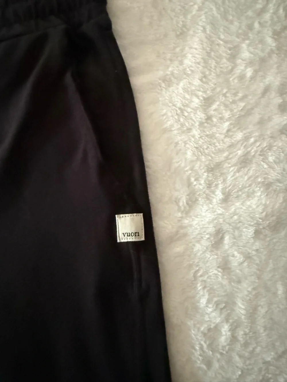 VOURI Black Dreamknit Drawstring black Performance Joggers S Small - Picture 4 of 8